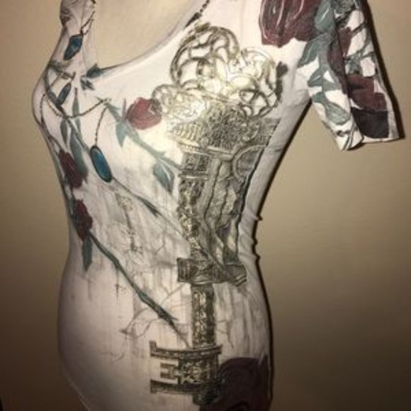 Remetee T-Shirt - Picture 4 of 6